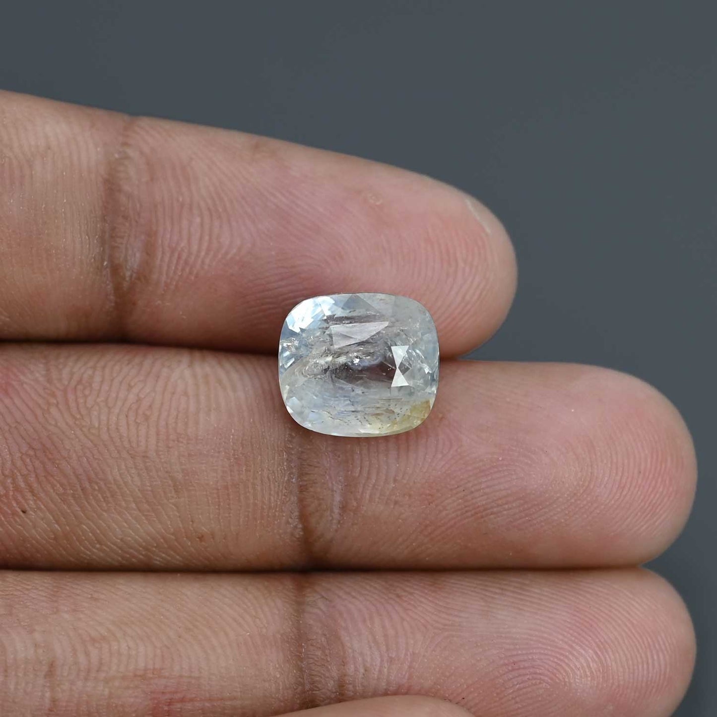 Pitambari Sapphire (Bi Colour) 7.62 Carat