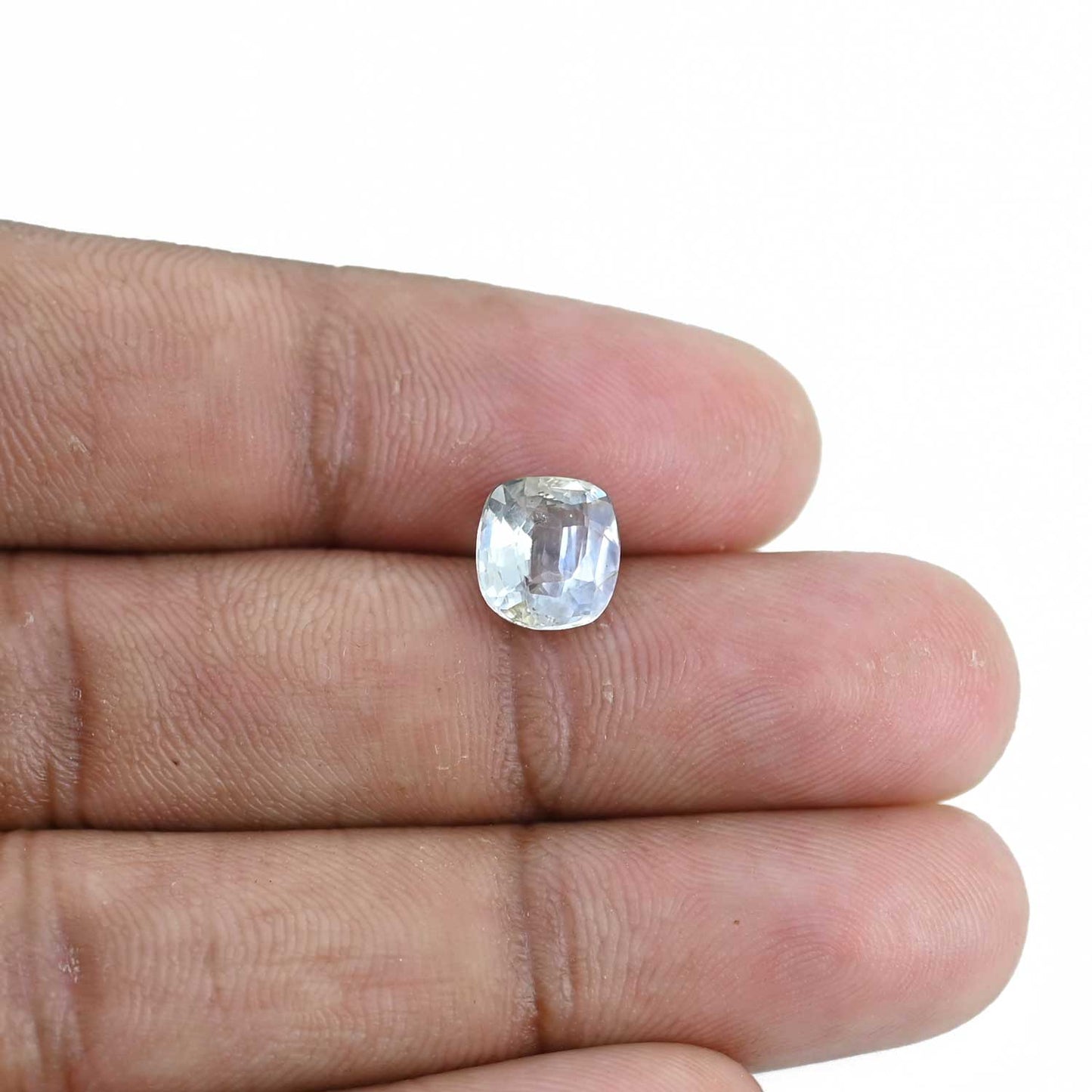 Pitambari Sapphire (Bi Colour) 3.18 Carat