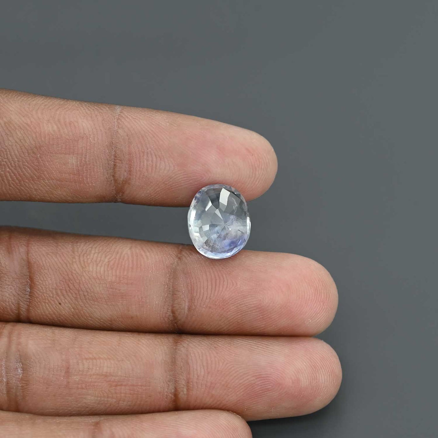 Pitambari Sapphire (Bi Colour) 9.2 Carat