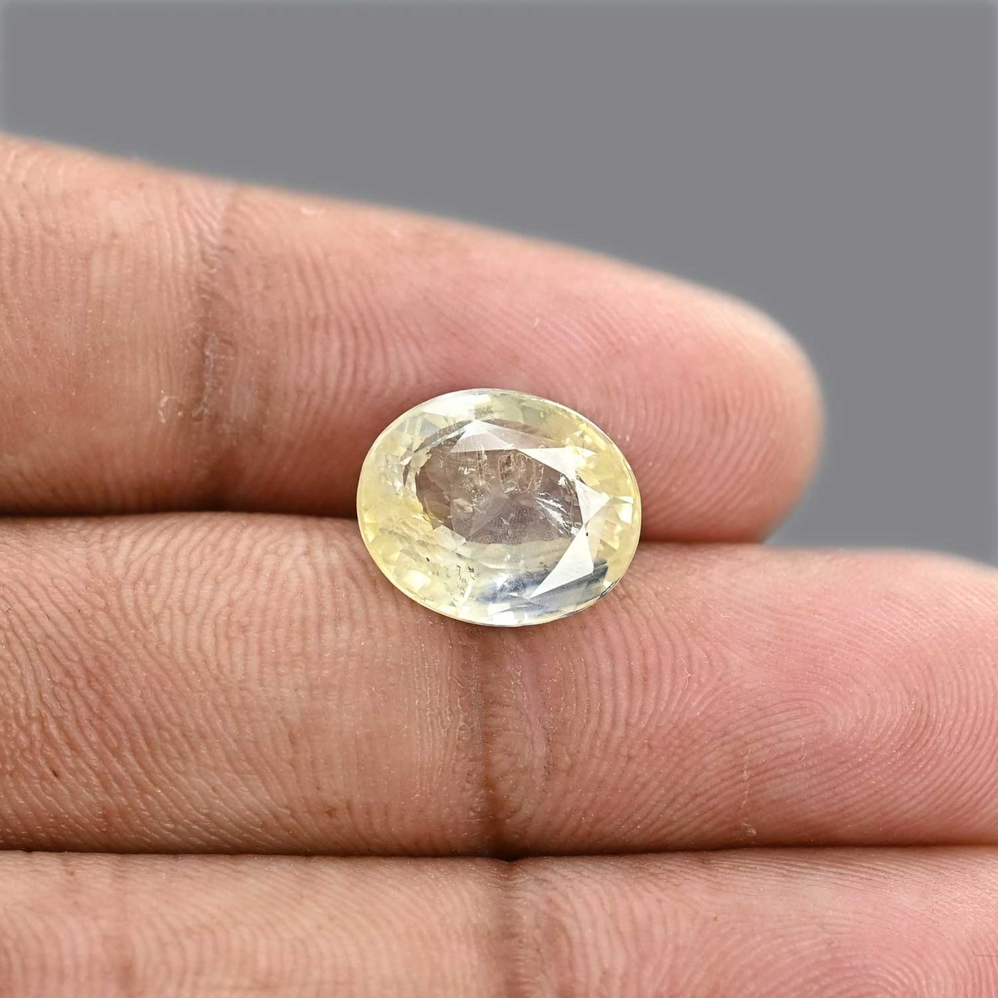 Pitambari Sapphire (Bi Colour) 8.29 Carat