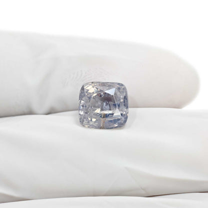 Bi-Colour Sapphire (Pitambari) 6.35 Carat