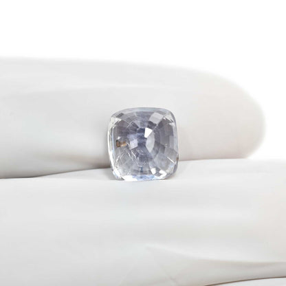 Bi-Colour Sapphire (Pitambari) 6.35 Carat