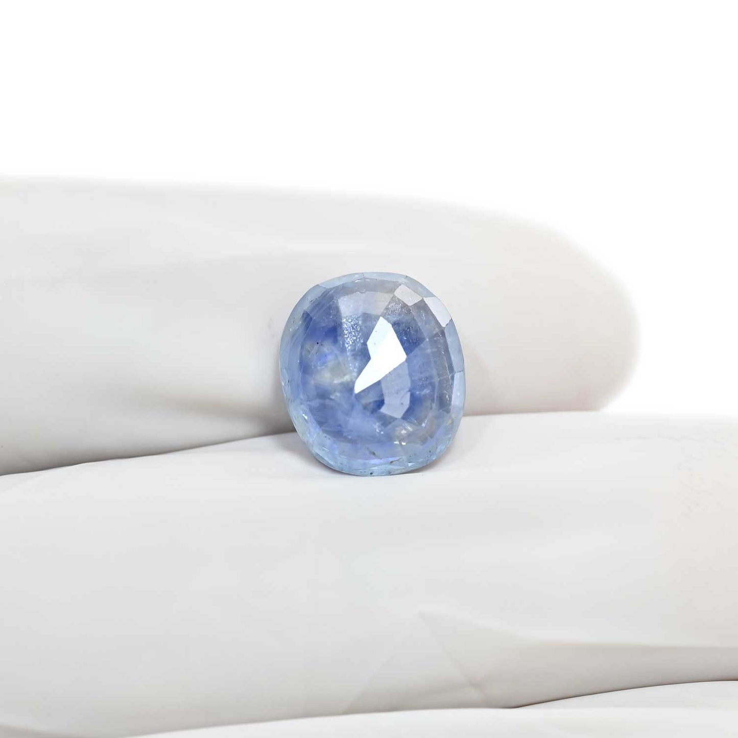 Bi-Colour Sapphire (Pitambari) 6.71 Carat