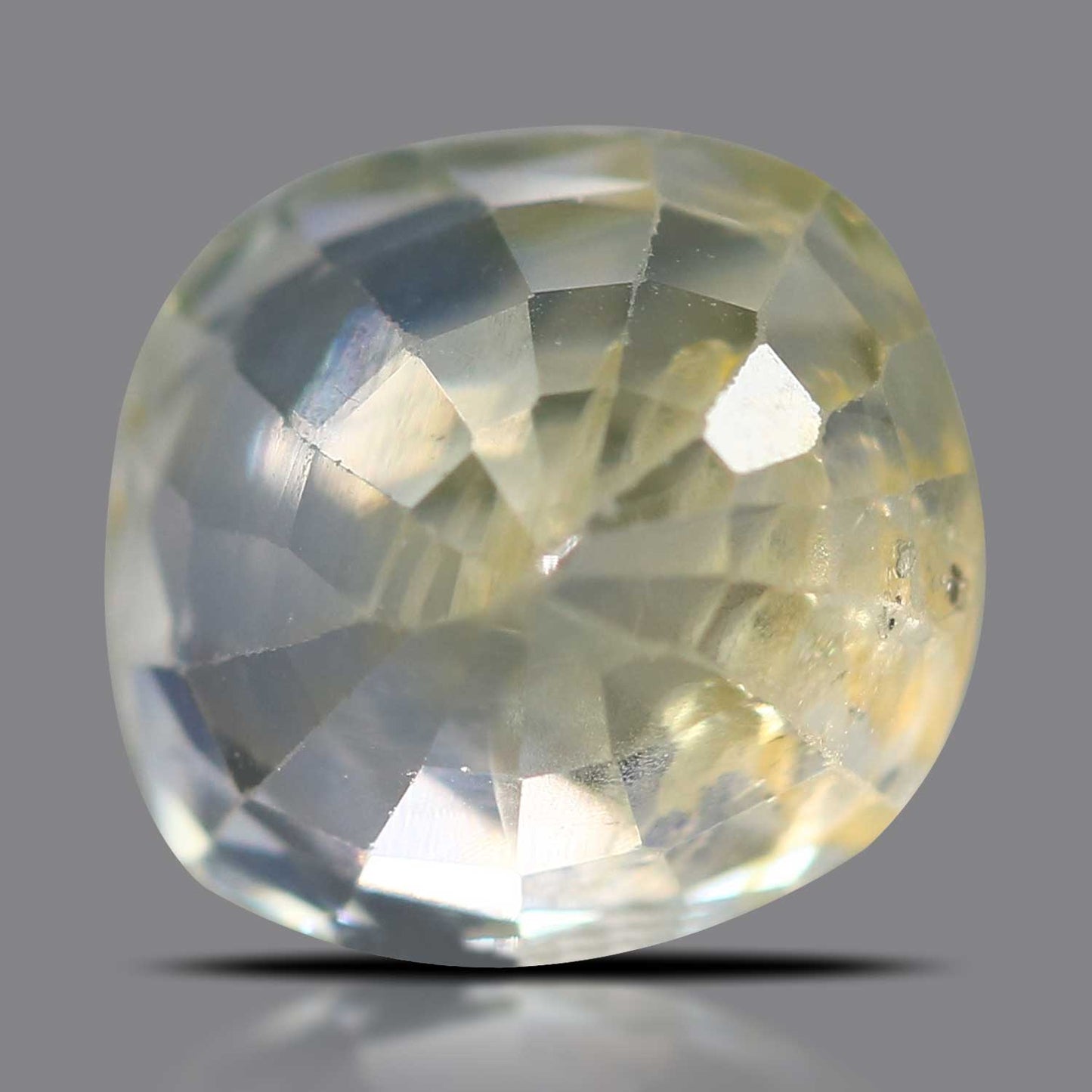 Pitambari Sapphire (Bi Colour) 3.01 Carat