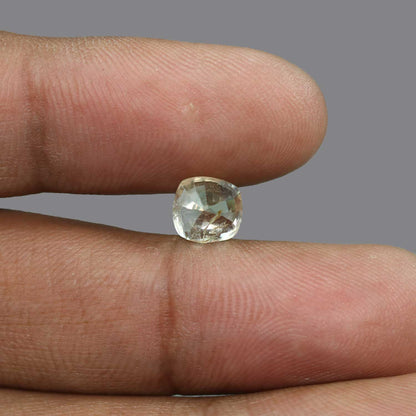 Pitambari Sapphire (Bi Colour) 2.87 Carat