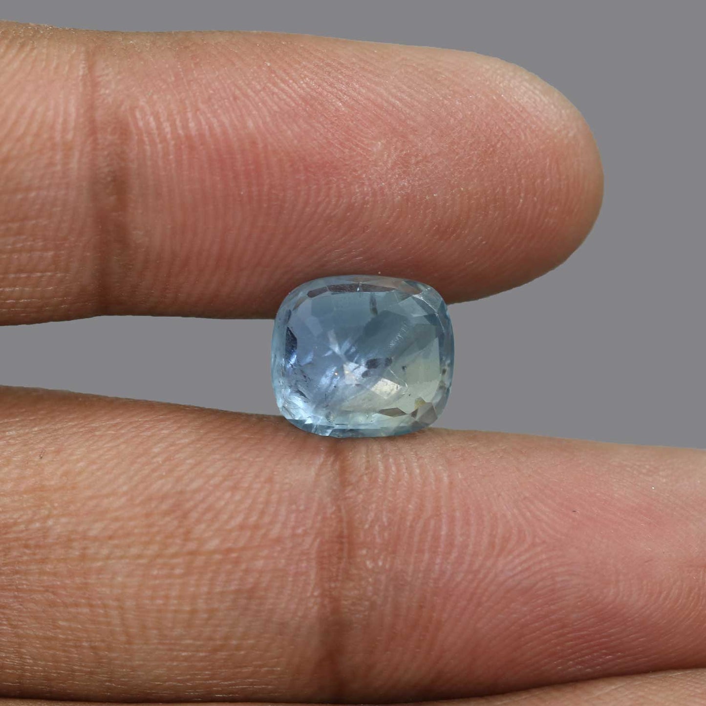 Pitambari Sapphire (Bi Colour) 8.09 Carat