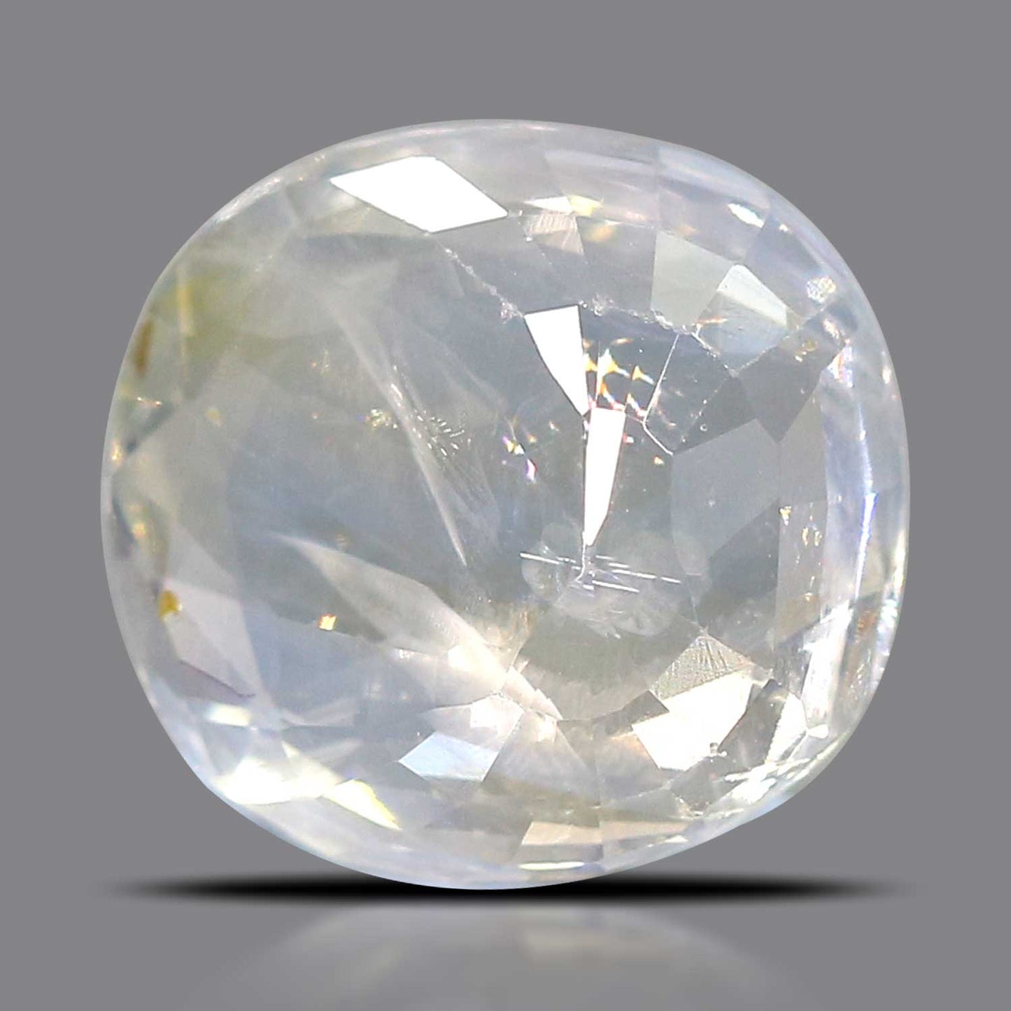 Pitambari Sapphire (Bi Colour) 9.15 Carat
