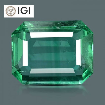 Zambian Emerald (Panna) Carat 5.19
