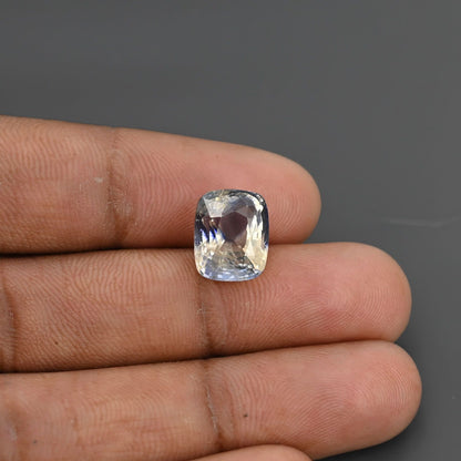 Pitambari Sapphire (Bi Colour) 8.27 Carat
