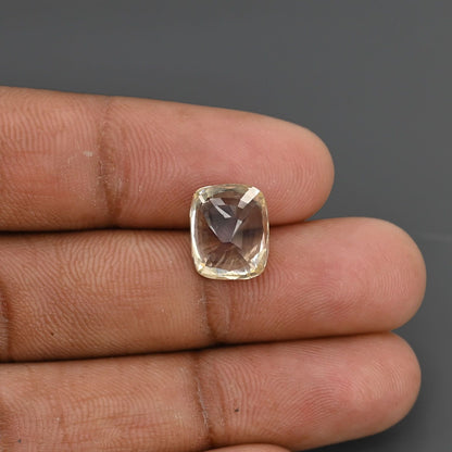 Pitambari Sapphire (Bi Colour) 8.27 Carat